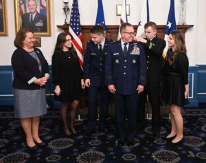 Orgeneral Jim Slife, Hava Kuvvetleri genelkurmay başkan yardımcısı olarak yemin etti