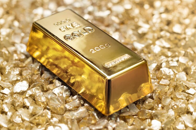 Золото починає 2024 рік багатообіцяюче на тлі постійного зниження ставок