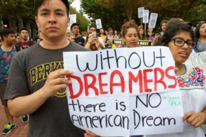 Cómo mis estudiantes y yo estamos redefiniendo el sueño americano - EdSurge News
