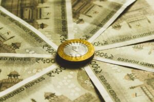 Räntan på Indien Rupee står inför utmaningar mitt i dollarökningen