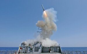 Japonska podpiše pismo o sprejemu raket tomahawk