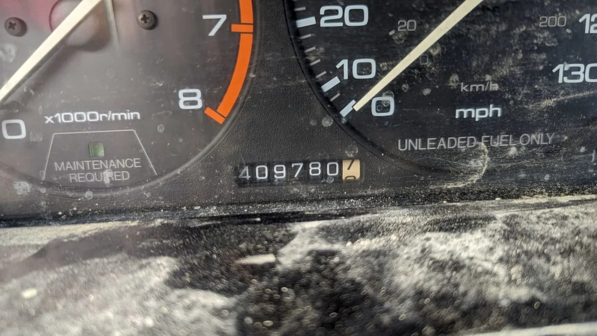 Hurdalık Mücevheri: 1992 mil ile 409,780 Honda Accord DX Coupe