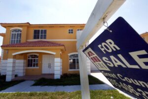 Der Rückgang der Hypothekenzinsen lockt Käufer zurück in den Immobilienmarkt