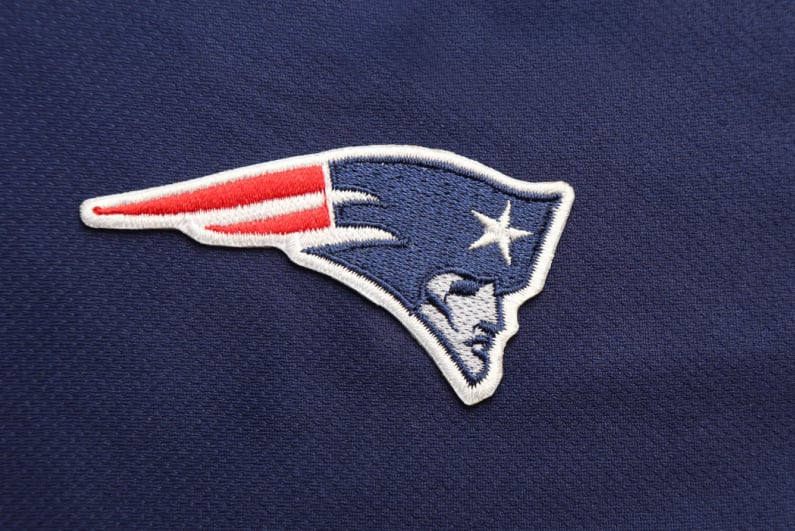 Odbiornik New England Patriots aresztowany za obstawianie zakładów przez nieletnich