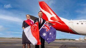Qantas E-Jets کے ساتھ ڈارون-سنگاپور کا راستہ واپس لاتا ہے۔