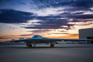 Chi phí sản xuất B-21 tăng dẫn đến chi phí 1.6 tỷ USD cho Northrop