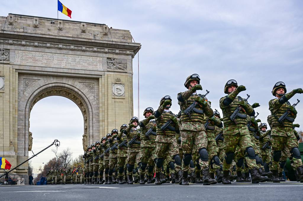 Den rumenske regjeringen klargjør kampvogn, haubits-avtaler i 2024