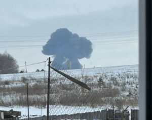 Venäjän armeija Iljusin Il-76 syöksyi maahan Belgorodin alueella Venäjällä