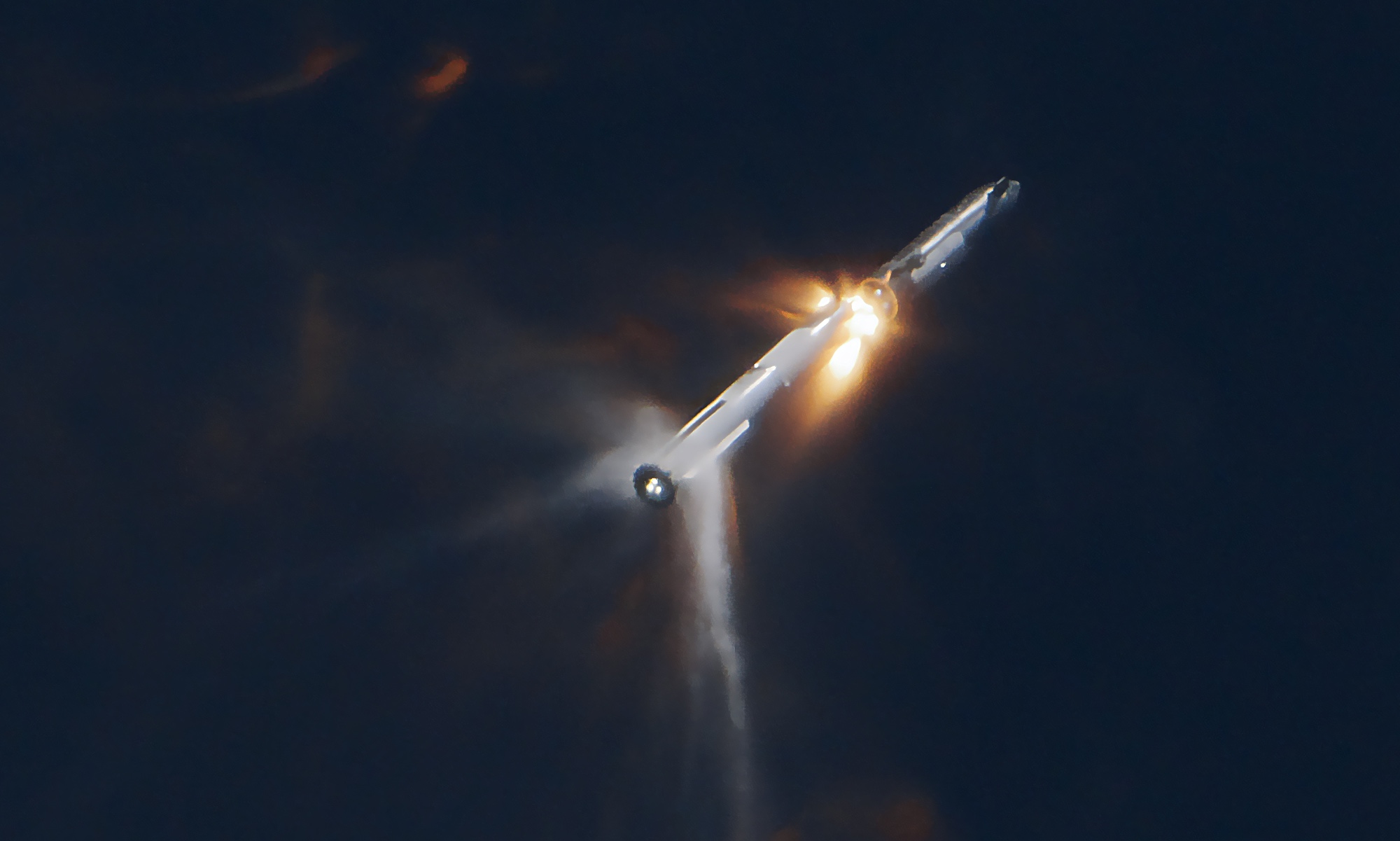 SpaceX diz que a ventilação do propulsor causou a perda da segunda nave estelar