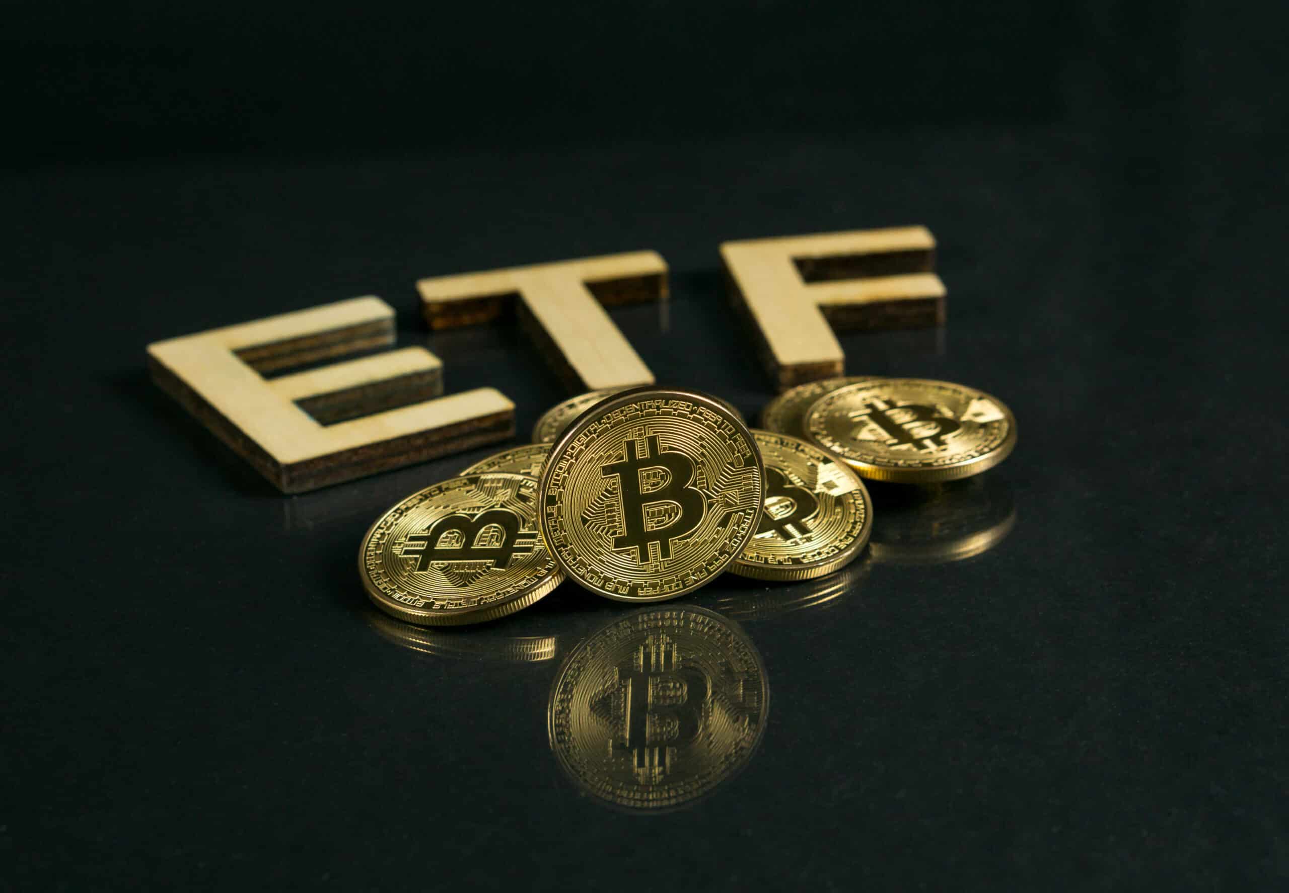 Os fluxos spot de ETF Bitcoin ultrapassaram US$ 625 milhões no primeiro dia de estreia ‘fenomenal’, liderados por Bitwise - Unchained