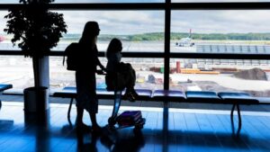 Swedavia raportoi lentomatkailun elpyvän vahvasti vuonna 2023 ja lähestyy pandemiaa edeltävää tasoa