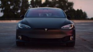 Tesla partners with Origence for electric vehicle financing