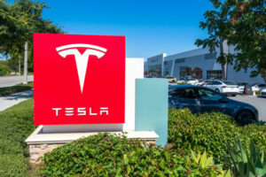Tesla pausar tysk fabriksverksamhet med hänvisning till störningar i Röda havet