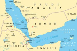 Tàu chở hàng của Mỹ gần Yemen bị trúng tên lửa