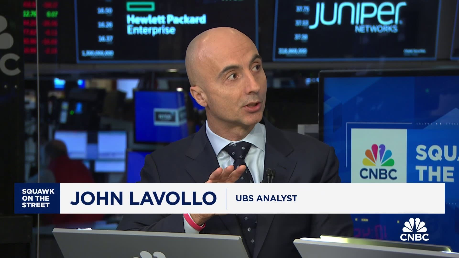 UBS' John Lavollo expects persistent cash flow from homebuilders this year