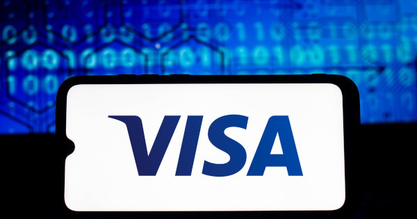 Visa in Transak revolucionirata kripto dvige z integracijo Visa Direct