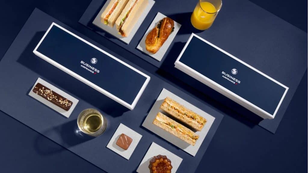 แอร์ฟรานซ์ ยกระดับประสบการณ์การรับประทานอาหารชั้นธุรกิจบนเที่ยวบินระยะสั้นด้วย Gourmet Meal Box